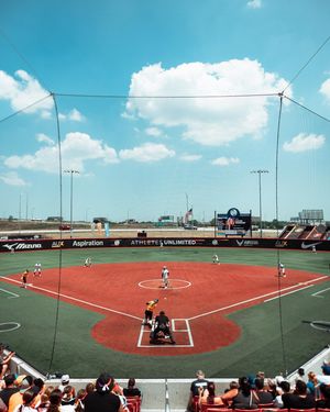 Image post by @auprosoftball on Instagram
