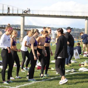 Image post by @uwtrack on Instagram