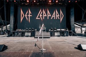Image post by @defleppard on Instagram
