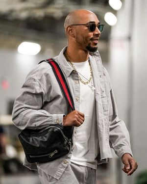 Image post by @mookiebetts on Instagram