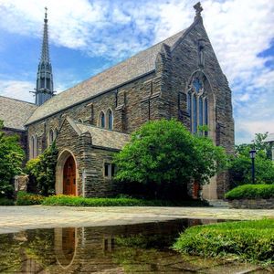 Image post by @loyolamaryland on Instagram