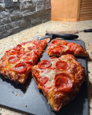 Image post by @digiorno on Instagram