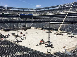 Image post by @metlifestadium on Instagram