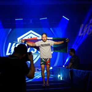 Image post by @lightsoutxf on Instagram