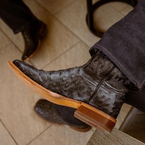Image post by @tonylamaboots on Instagram