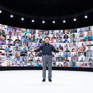 Image post by @samsungmobile on Instagram