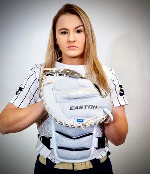Image post by @csubucssoftball on Instagram