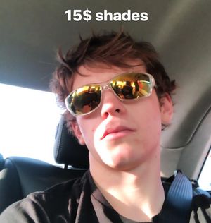 Image post by @ross_lynch on Instagram