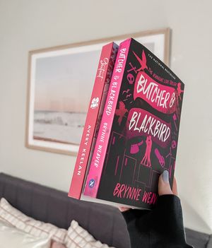 Image post by @blondiereads_ on Instagram