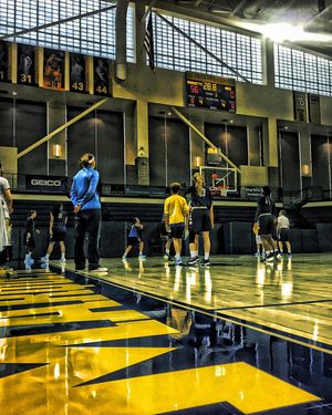 Image post by @marquettewbb on Instagram