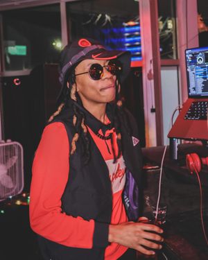 Image post by @caughtbykyra on Instagram