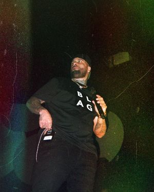 Image post by @null on Facebook