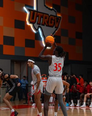 Image post by @utrgvmbb on Instagram