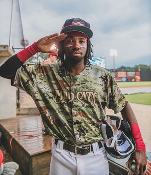 Image post by @carolinamudcats on Instagram