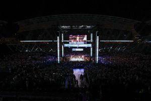 Image post by @MatchroomBoxing on Twitter