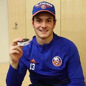 Image post by @nyislanders on Instagram