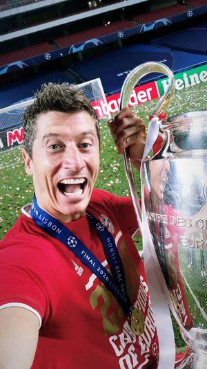Image post by @FCBayern on Twitter