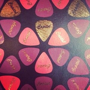 Image post by @billyidol on Instagram