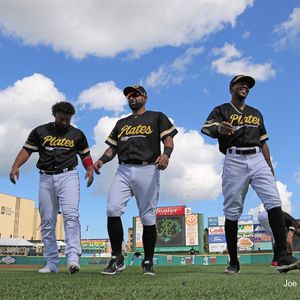 Image post by @rocredwings on Instagram