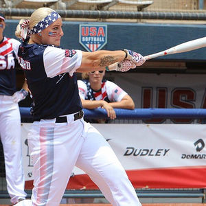 Image post by @usasoftball on Instagram