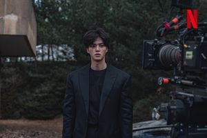 Image post by @netflixgolden on Instagram