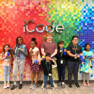 Image post by @icode.school on Instagram