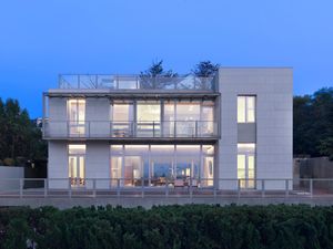 Image post by @christiesrealestate on Instagram