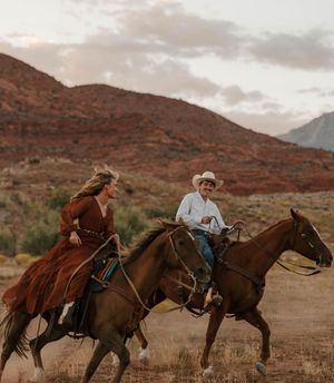 Image post by @cowgirlmagazine on Instagram