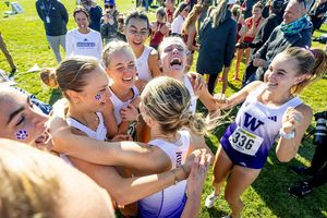 Image post by @uwtrack on Instagram