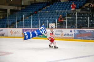 Image post by @sfuhockey on Twitter