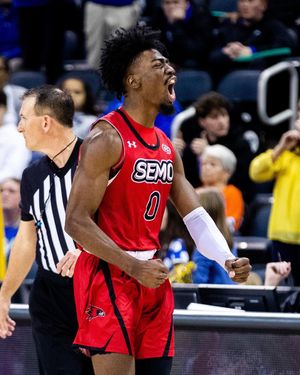 Image post by @semoredhawks on Instagram