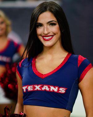 Image post by @texanscheerleaders on Instagram