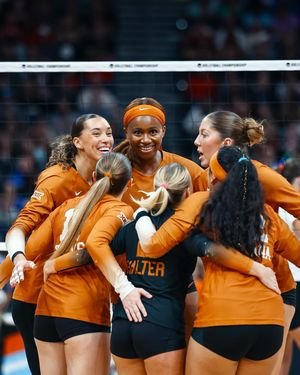 Image post by @texasvolleyball on Instagram