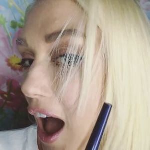 Image post by @gwenstefani on Instagram