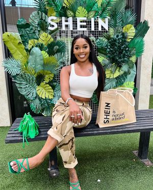 Image post by @shein_us on Instagram