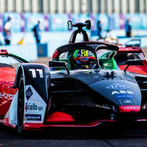 Image post by @lucasdigrassi on Instagram