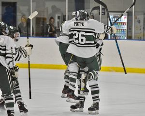 Image post by @lakeorion_varsityhockey on Instagram