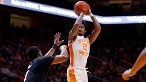 Image post by @vol_hoops on Instagram