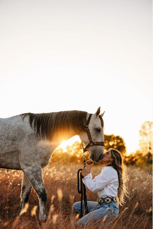Image post by @cowgirlmagazine on Instagram