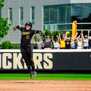 Image post by @goshockers on Instagram
