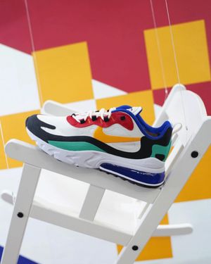 Image post by @shoepalace on Instagram