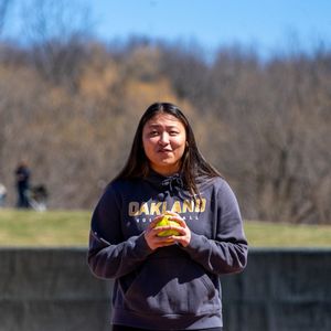 Image post by @golden_grizzlies on Instagram