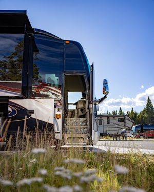 Image post by @prevostcoach on Instagram