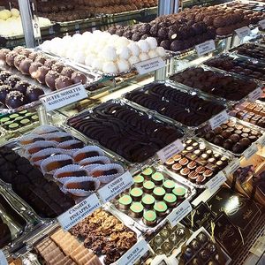 Image post by @visitoverlandpark on Instagram