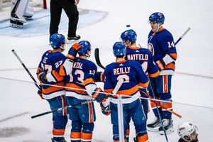 Image post by @nyislanders on Instagram