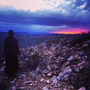 Image post by @shakeygraves on Instagram