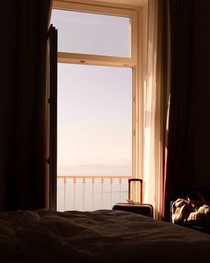 Image post by @curiocollection on Instagram