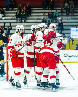 Image post by @cornellwhockey on Instagram