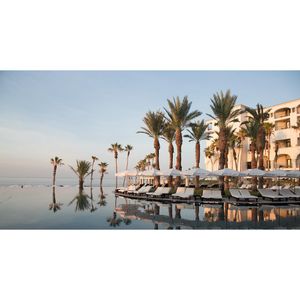 Image post by @hiltonhotels on Instagram