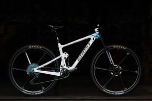 Image post by @esigrips on Instagram